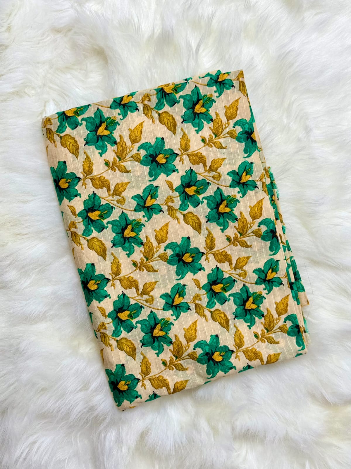 Ivory Leaf Floral 2PC